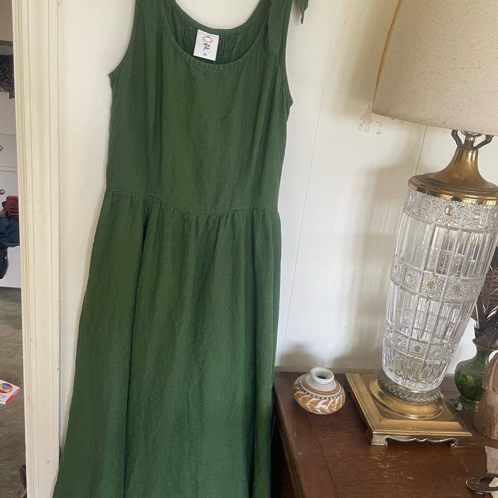 Son de Flor Dark green linen dress